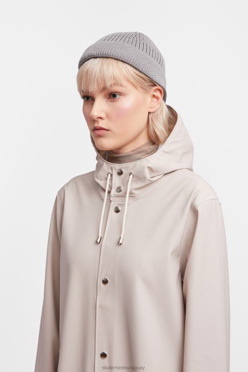 Stutterheim mujer chubasquero largo estampado Stockholm N80T185 ropa arena clara