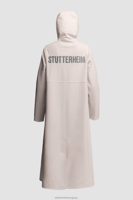 Stutterheim mujer chubasquero largo estampado mosebacke N80T74 ropa arena clara