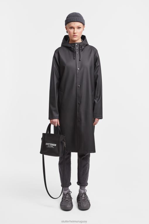 Stutterheim mujer impermeable largo estocolmo N80T51 ropa negro