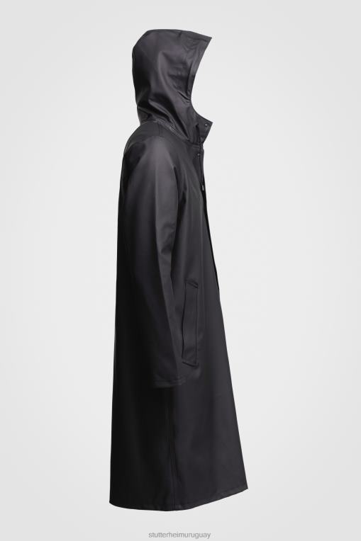 Stutterheim mujer impermeable largo estocolmo N80T51 ropa negro