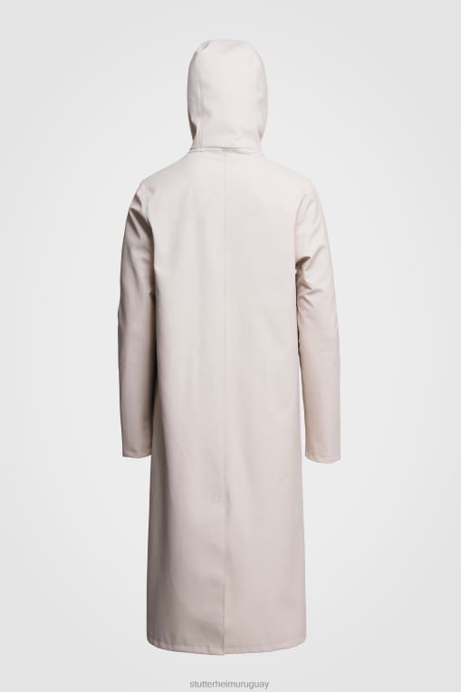 Stutterheim mujer impermeable largo estocolmo N80T52 ropa arena clara